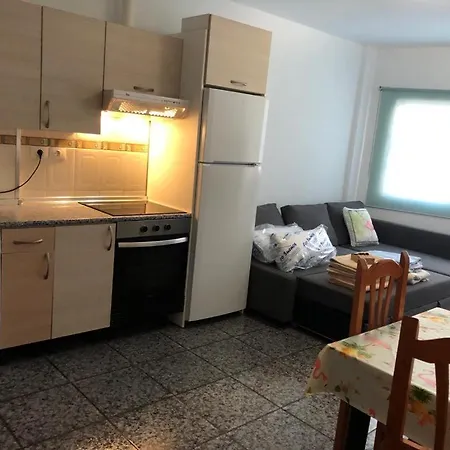 Vivienda Vacacional A 5min De Playa. Solo Agosto *